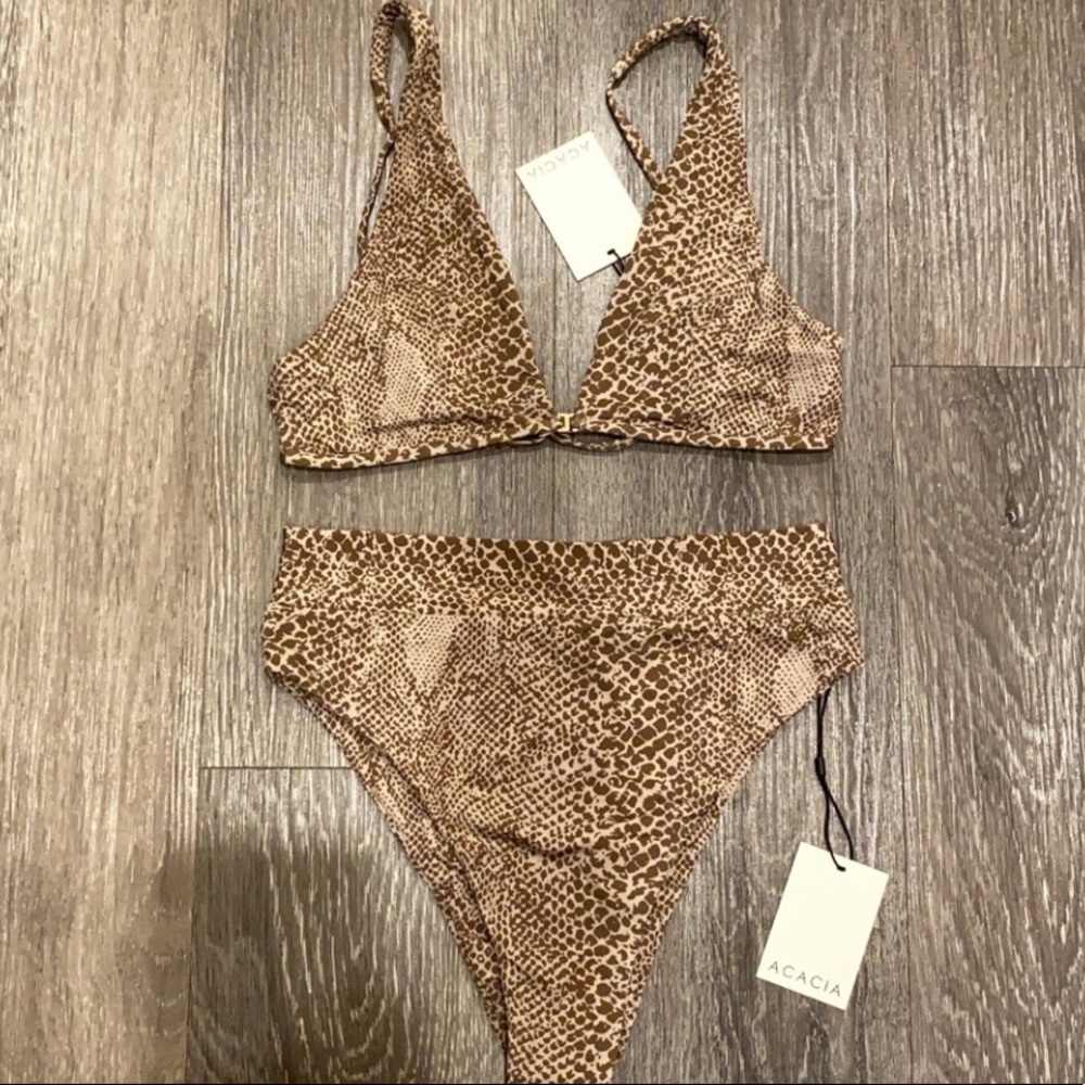 Acacia Bosa Top GLand Bottom L Brown Snake print